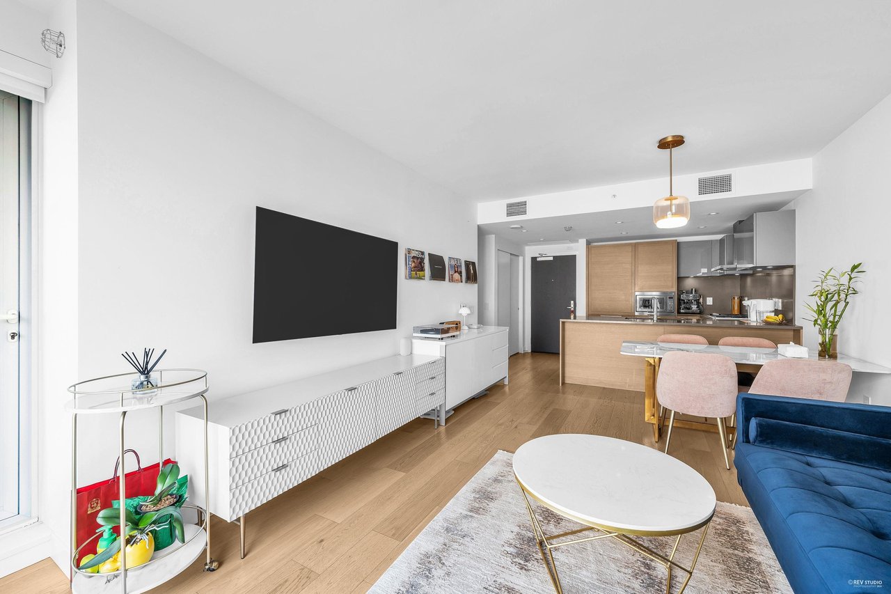 605-1561 W 57th Ave