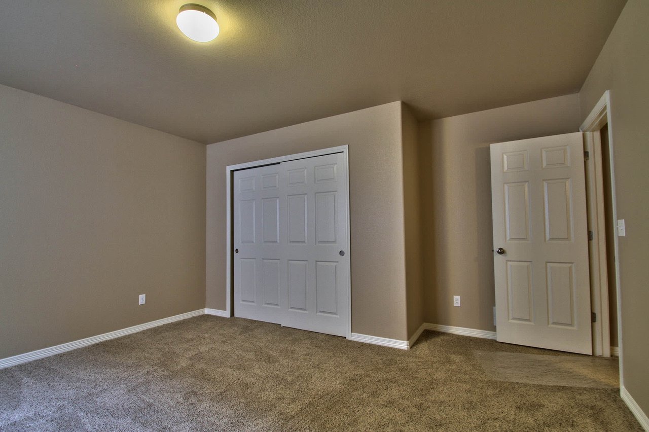 The Cutler (2 Bedrooms on main floor)