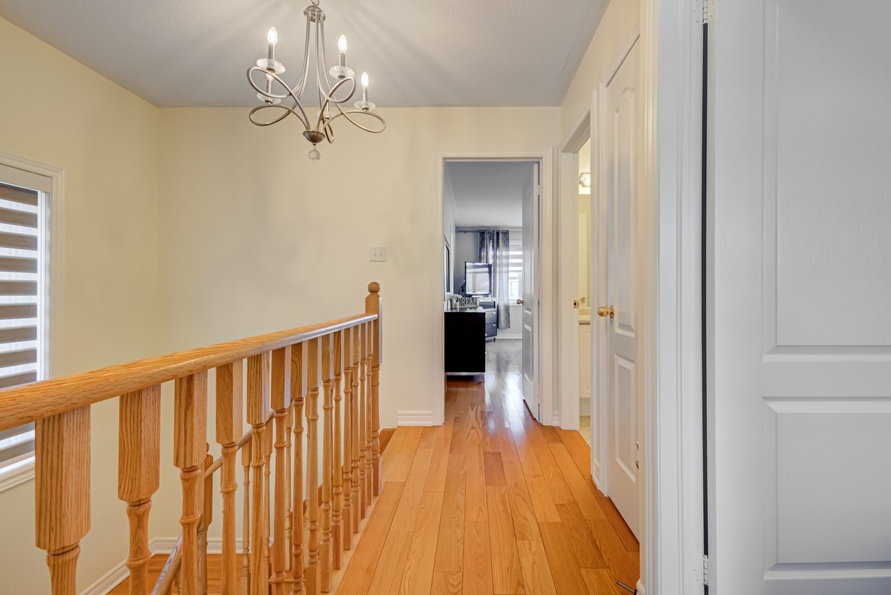 58 Mantle Ave