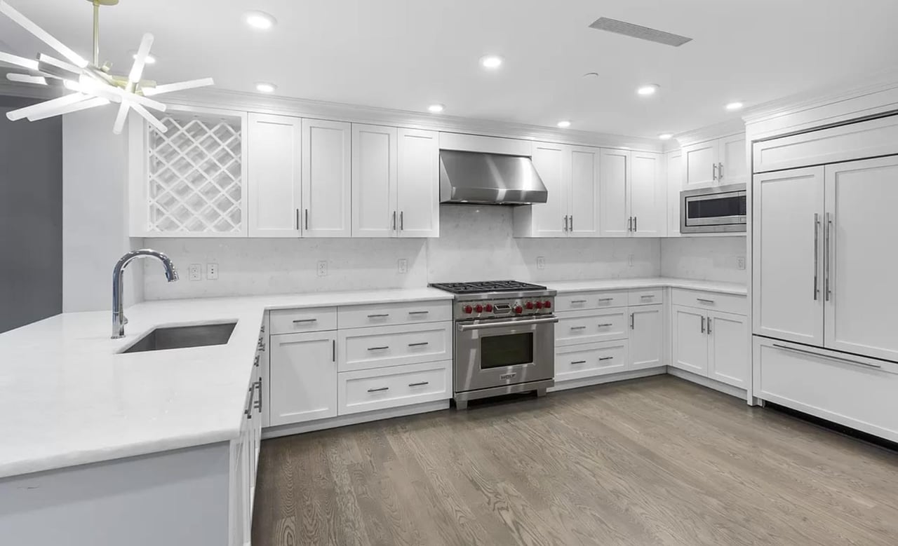 227 East 67th Street, Apt M-2