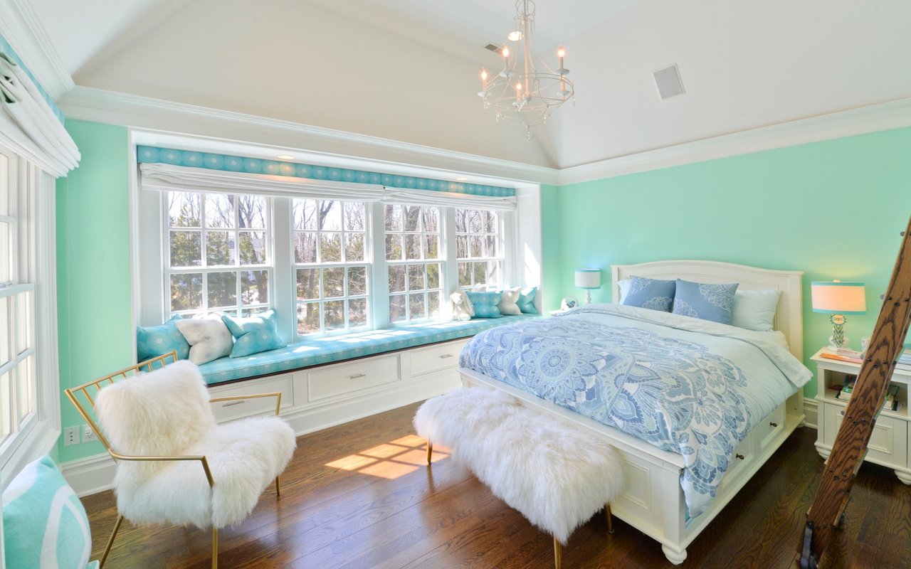 27 Old Woods Rd