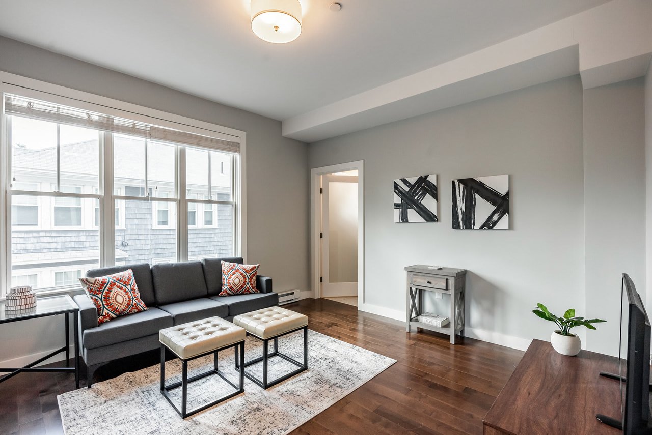 370 Beech Street, Unit 1
