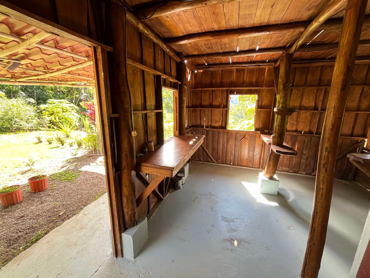 Costa Azul 120-degree Mountain View House With Costarican Wooden House as Lagniappe.