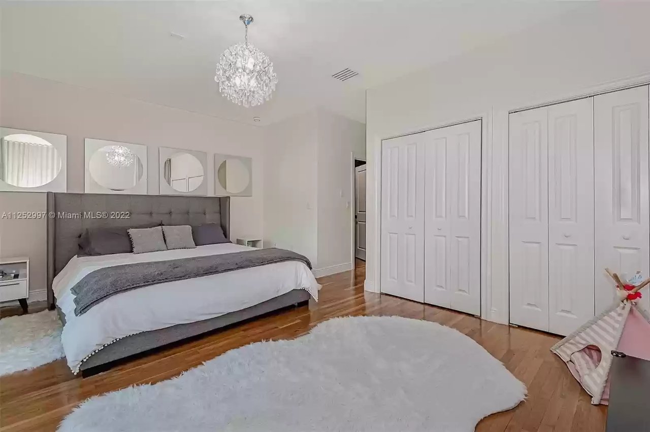 2929 Day Avenue