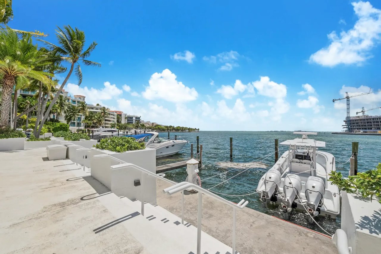 1600 S Bayshore Lane # 5B