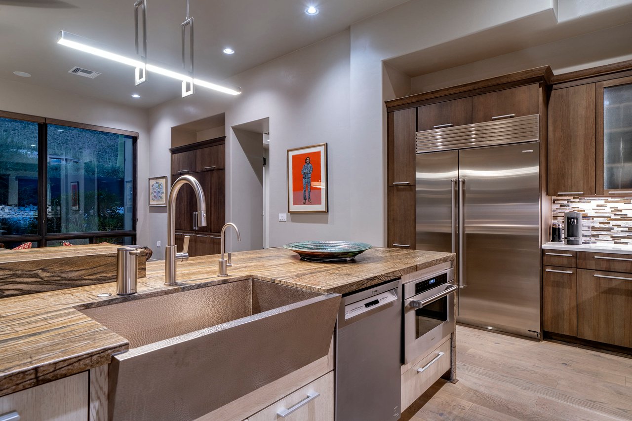 8005 N Barrel Cactus Drive