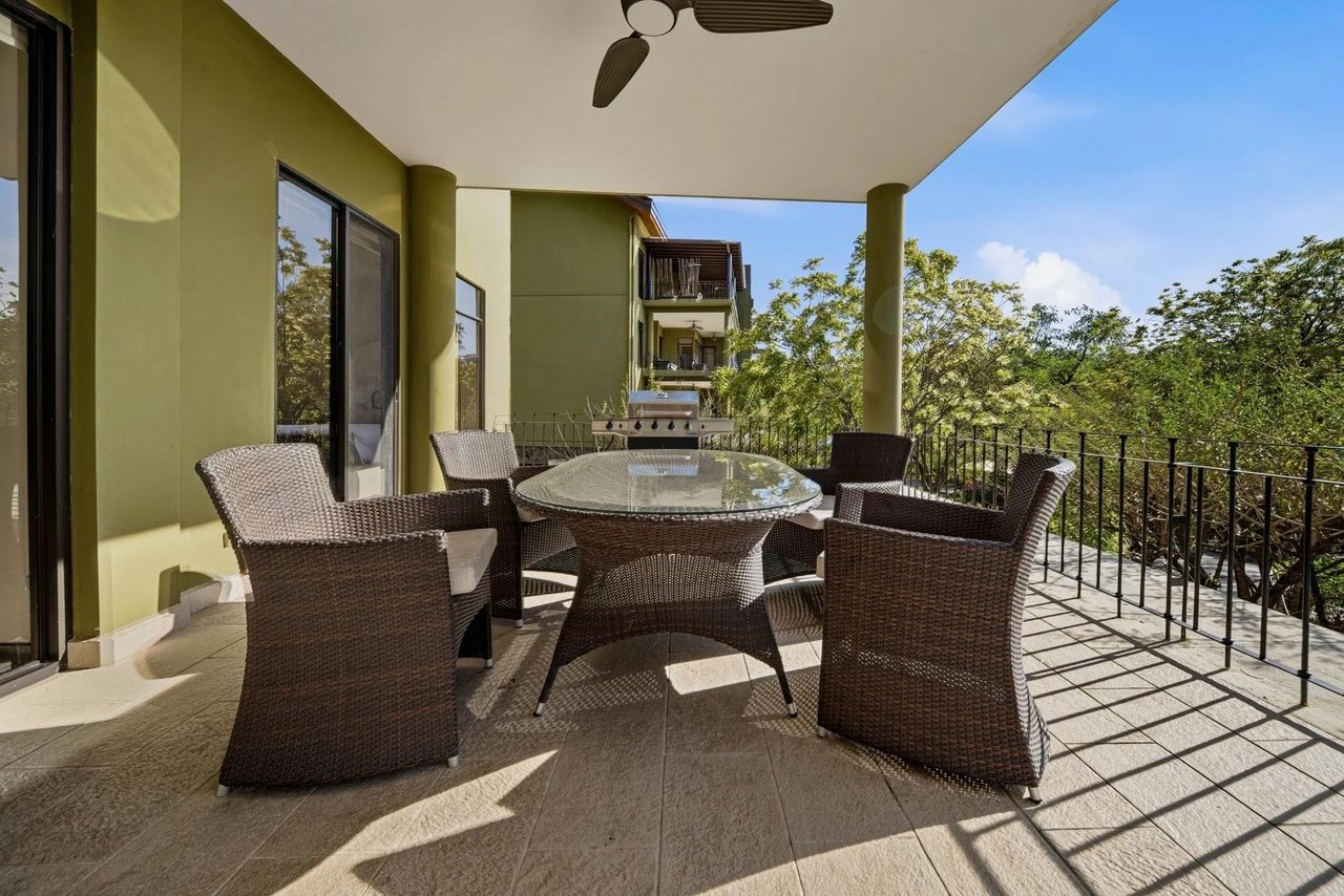 Renovated Carao Golf Condo, Flamingo, Guanacaste