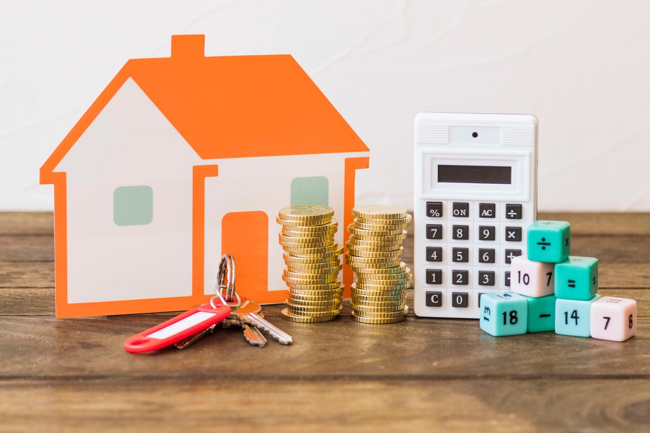 Your Ultimate Guide to Smart Homebuying in 2024:  Navigating Interest Rates and Financing