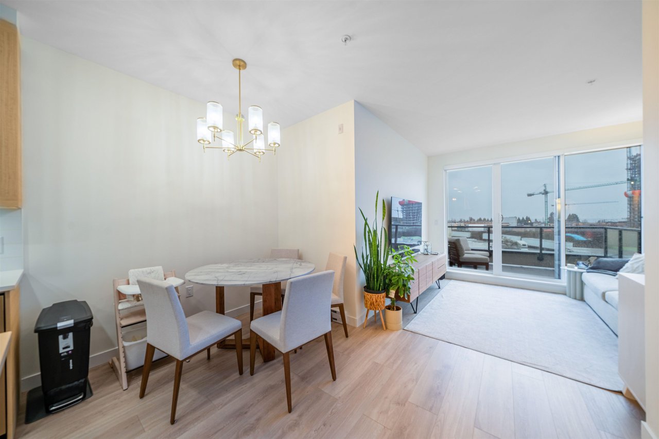 606-7169 14th Ave