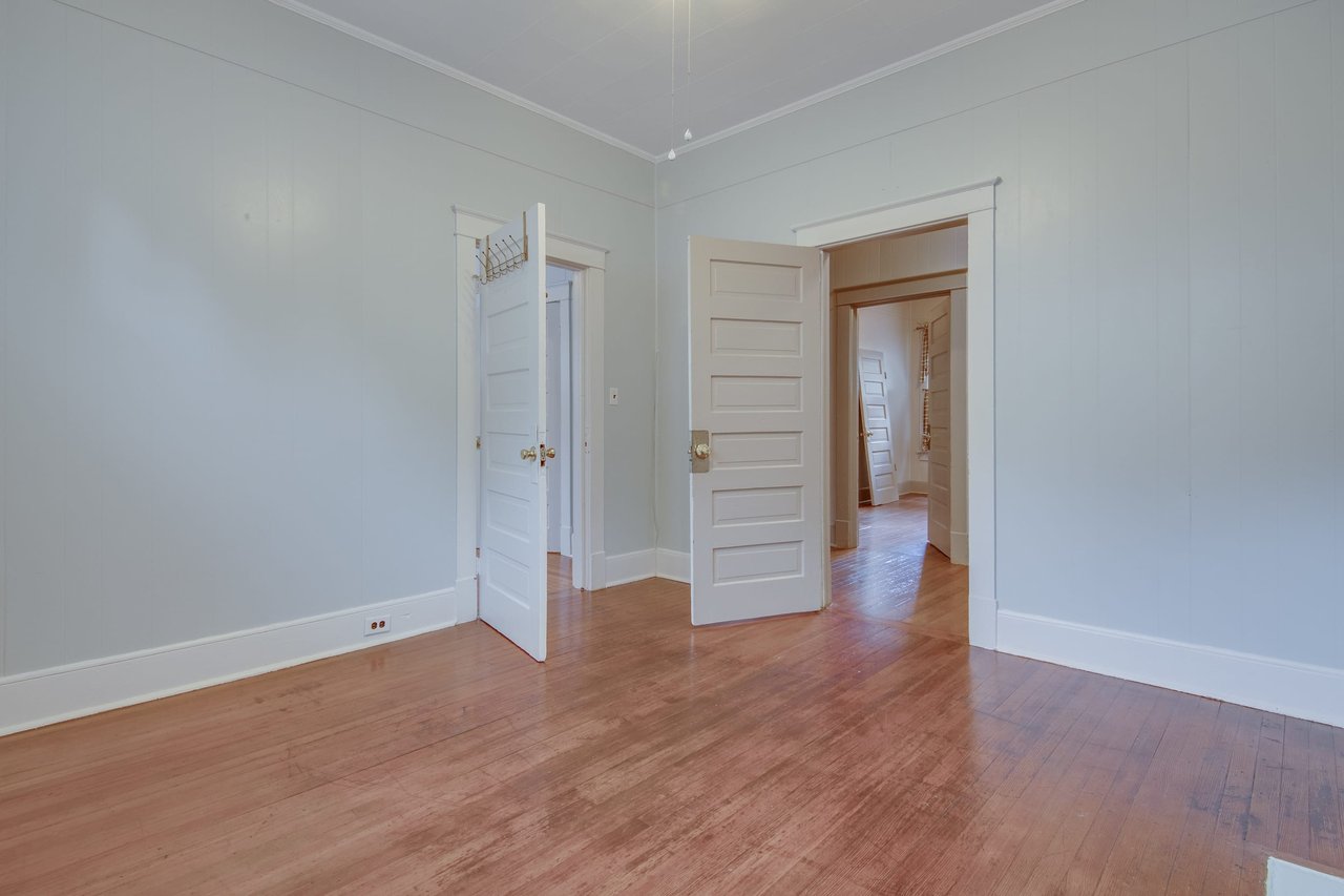 4 Montford Street
