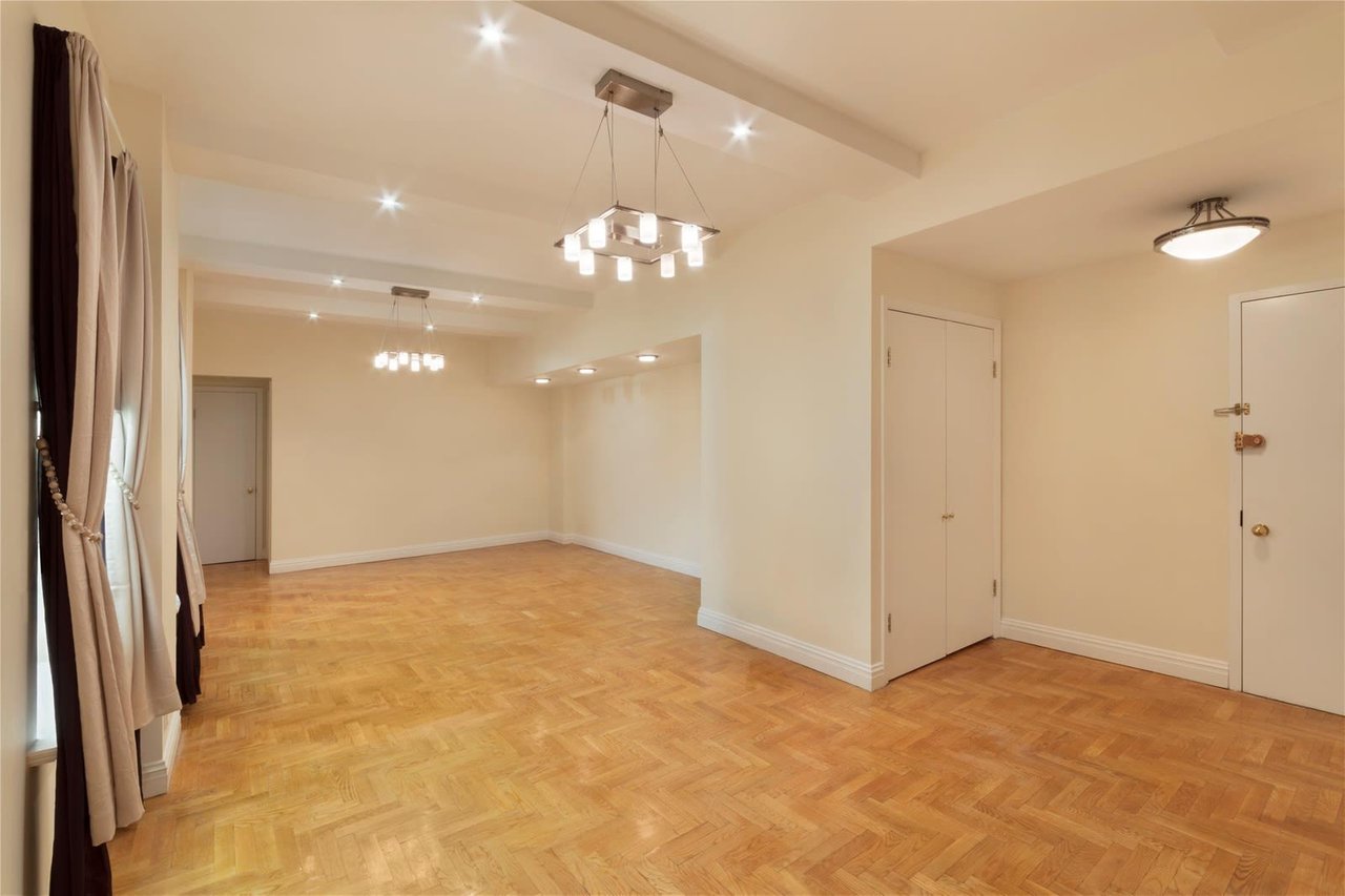 100 Central Park S, #3E