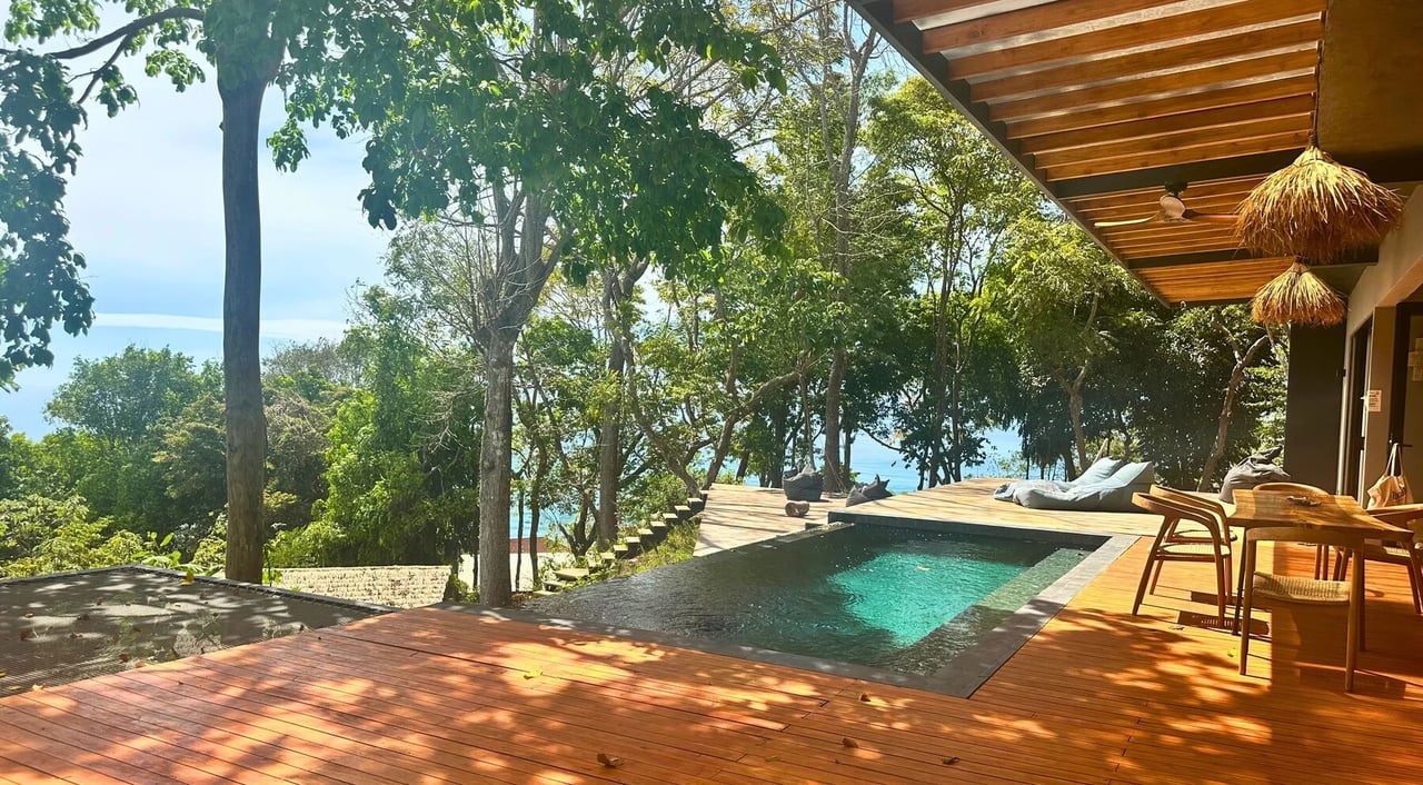 Tropical Infinity Pool Residence, Santa Teresa, Puntarenas