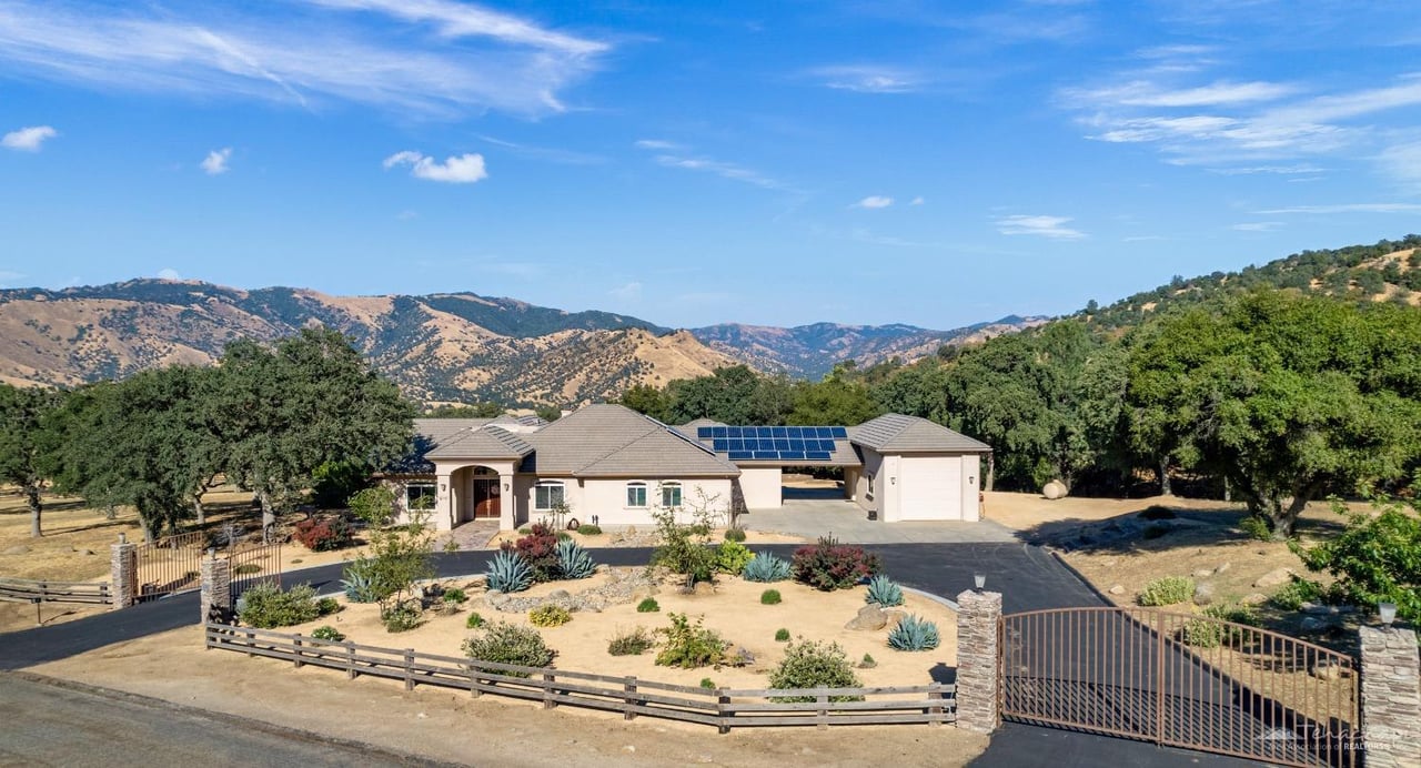 25474 Clear Creek Rd