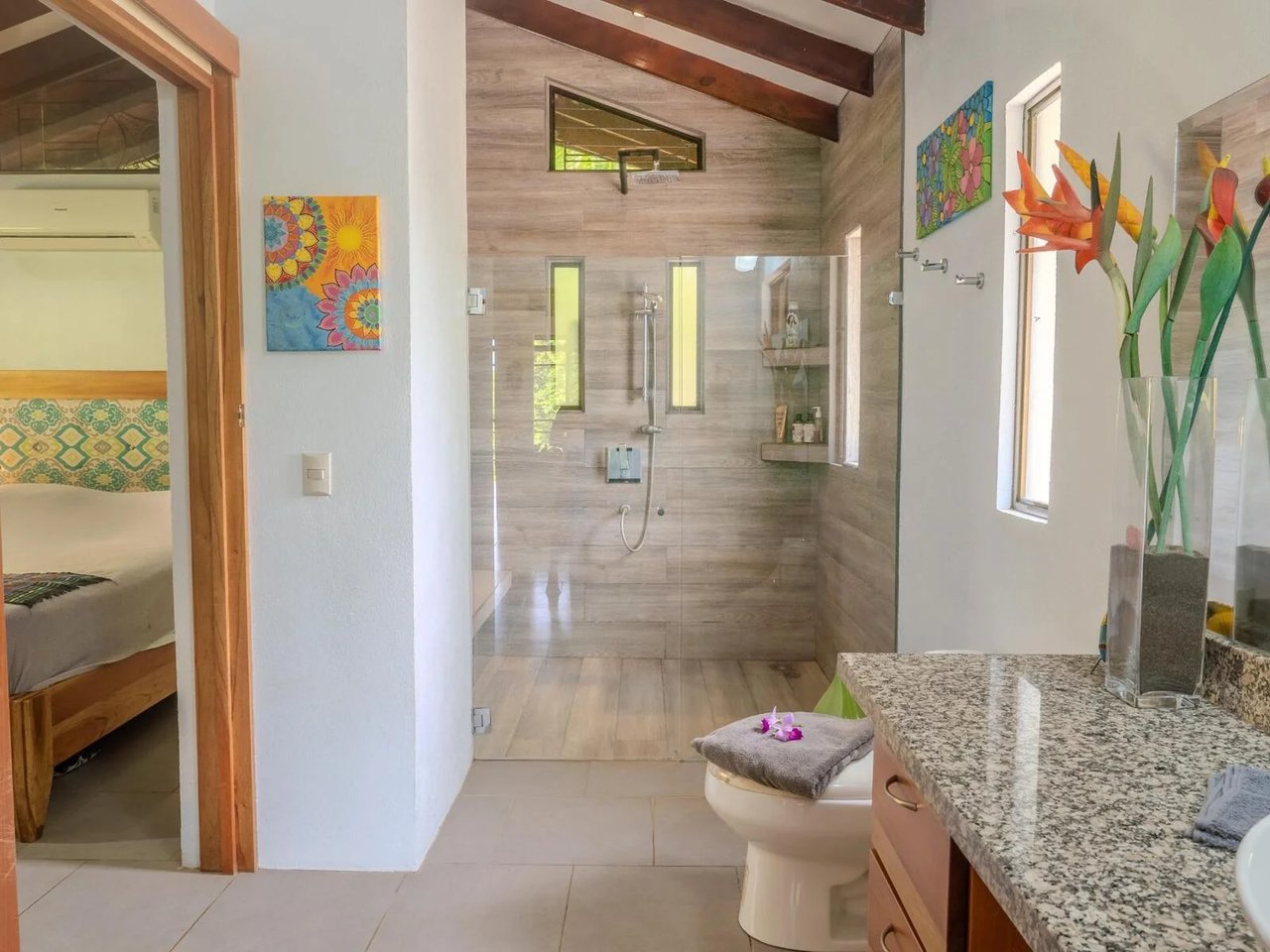 Private Waterfall Jungle Villa, Ojochal, Puntarenas