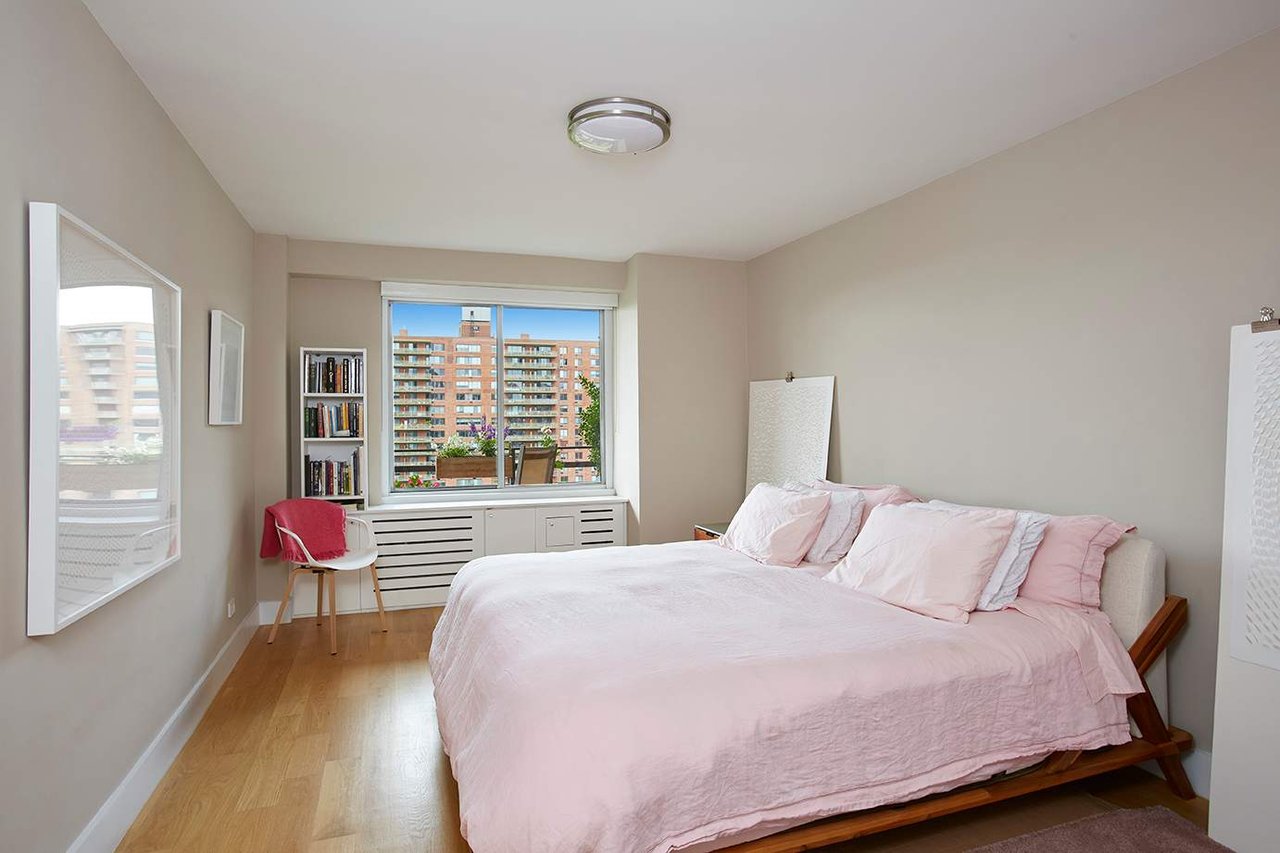 400 Central Park West Unit 15X