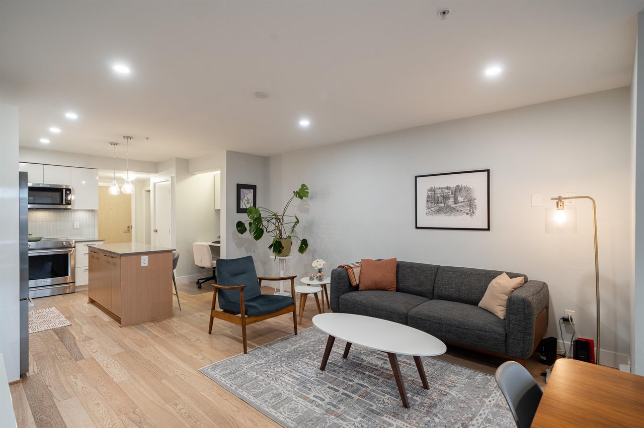 209-233 Kingsway