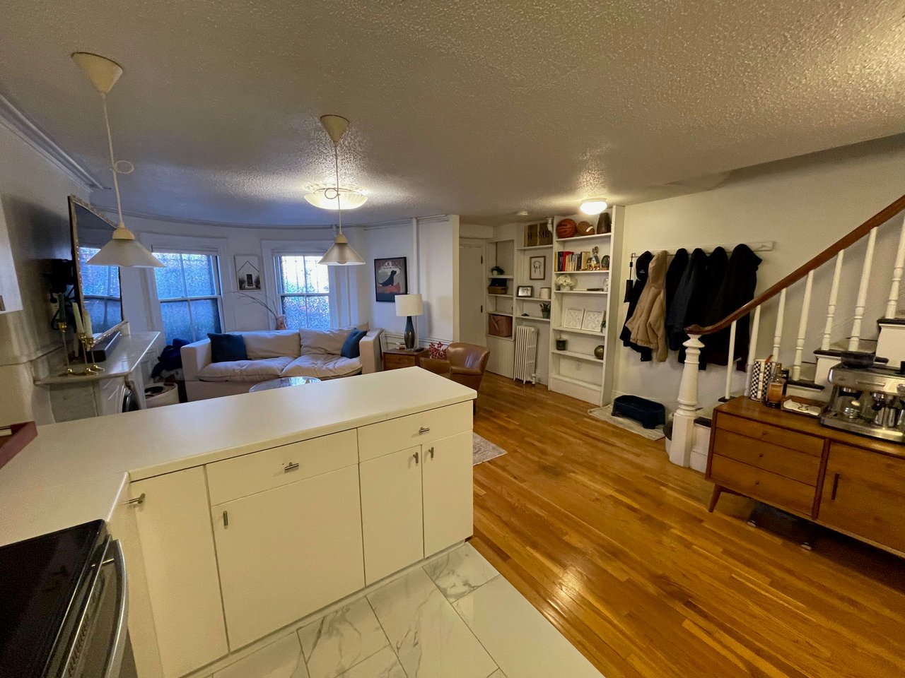 JULY - Appleton Street 2 bed 2 bath w. Private Patio & Laundry - Pets Negotiable!  HEAT AND HW incl! 