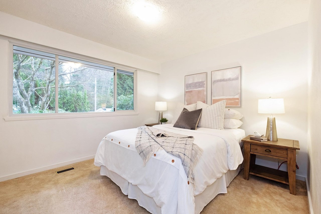 22 Glenmore Dr