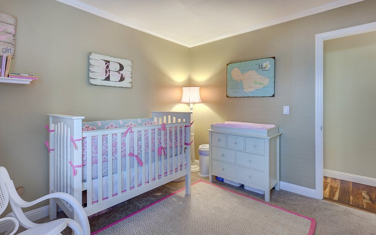 2564 Walnut Blvd, #107