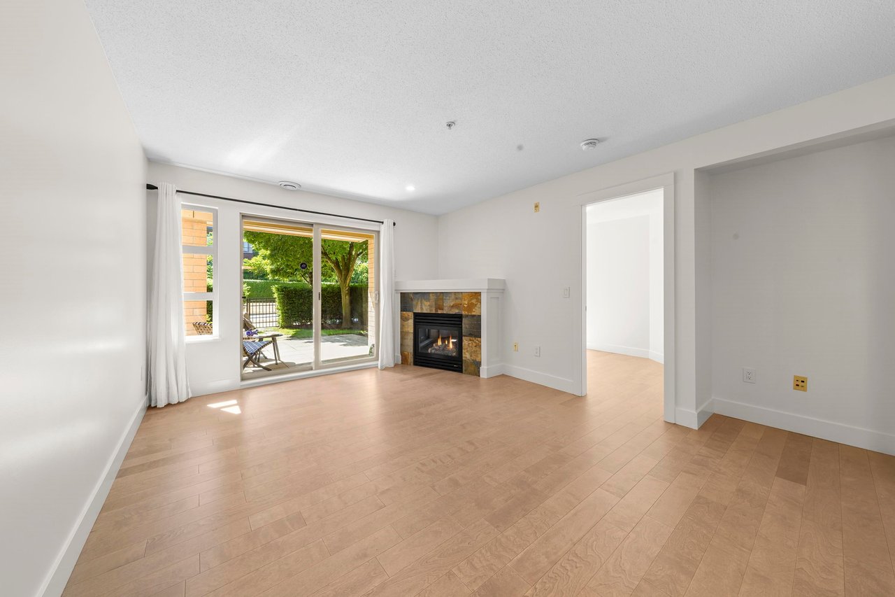 104-2338 Western Pkwy