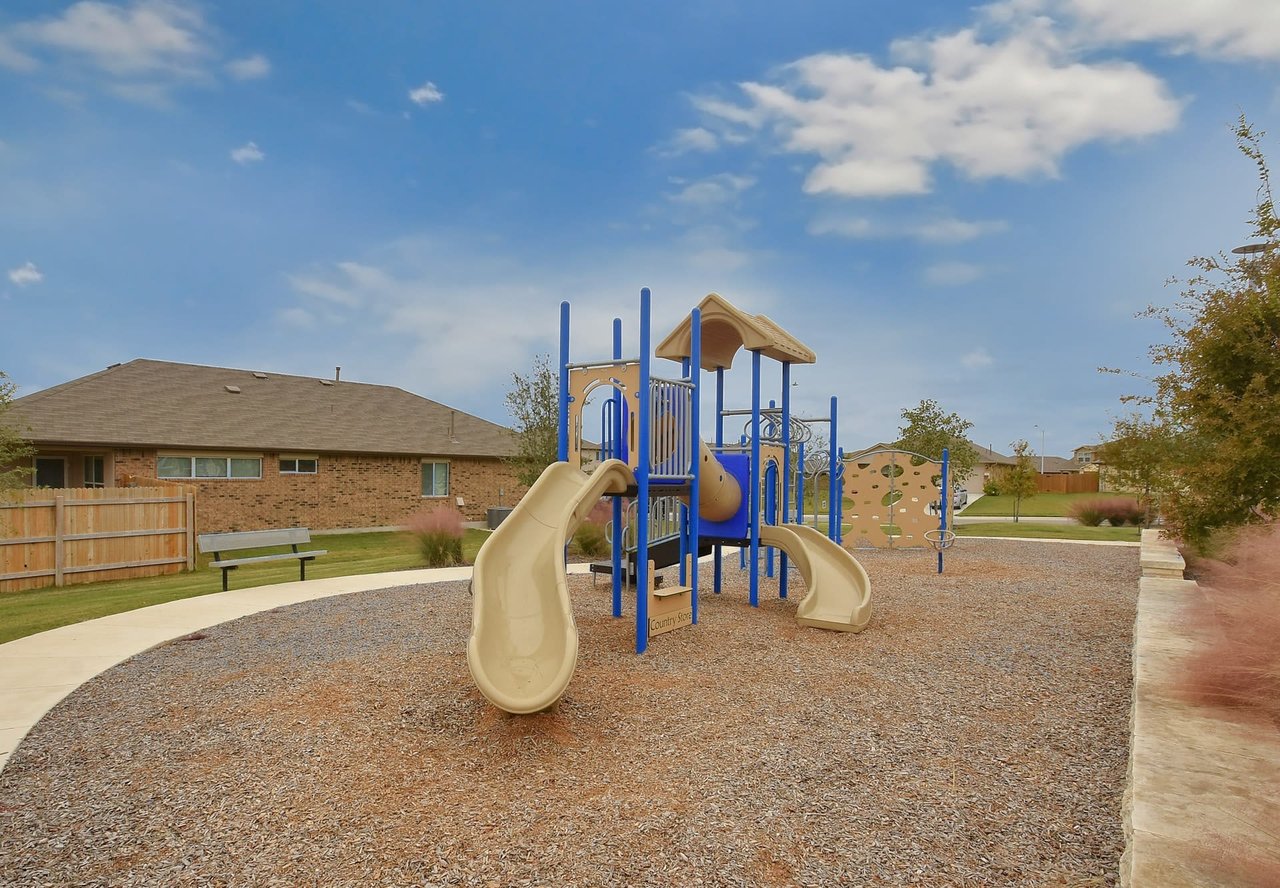 194 Screech Owl Dr