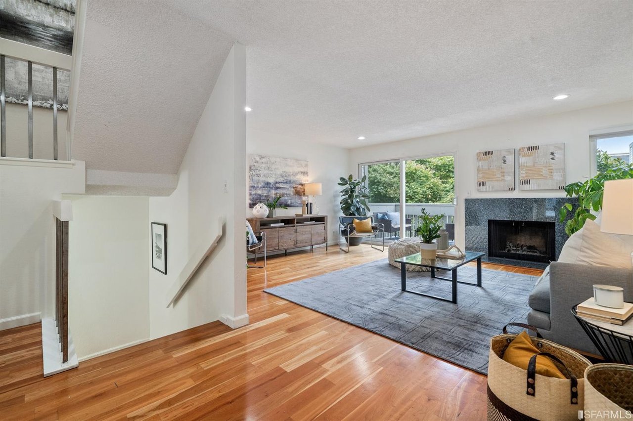 684 Clarendon
