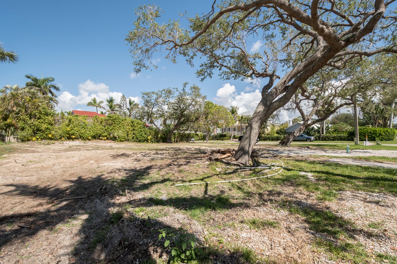 highly desirable lot on prestigious street