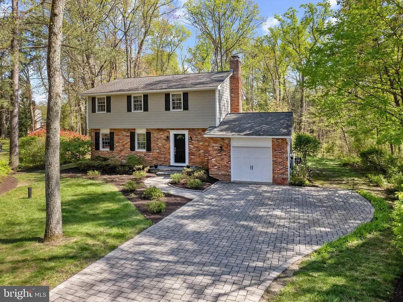 437 Edgemere Dr
