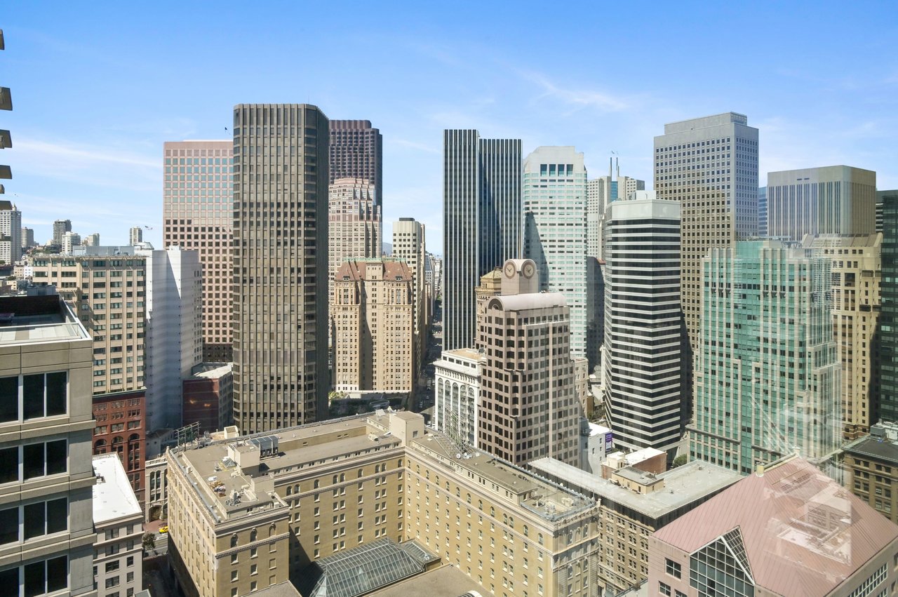 City View 3 BD St. Regis Residence