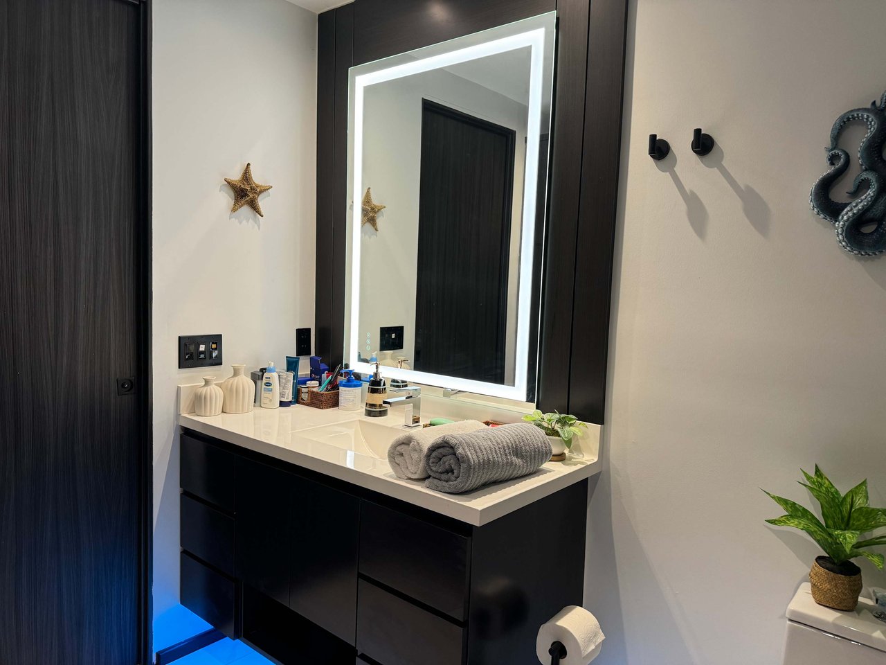 Diplomat  Parkway Hallandale Beach