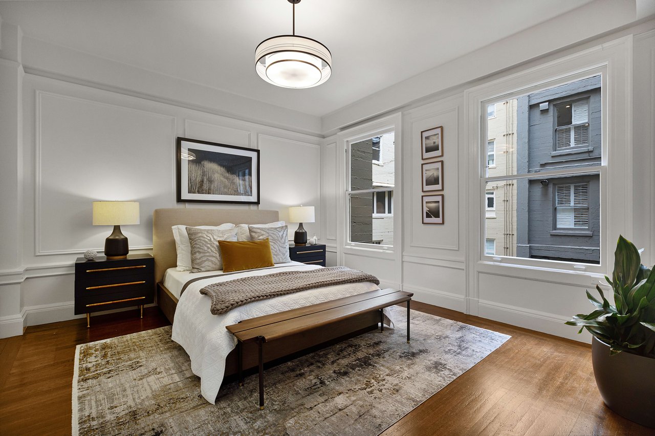 Grand New York-Style Condominium at 840 Powell