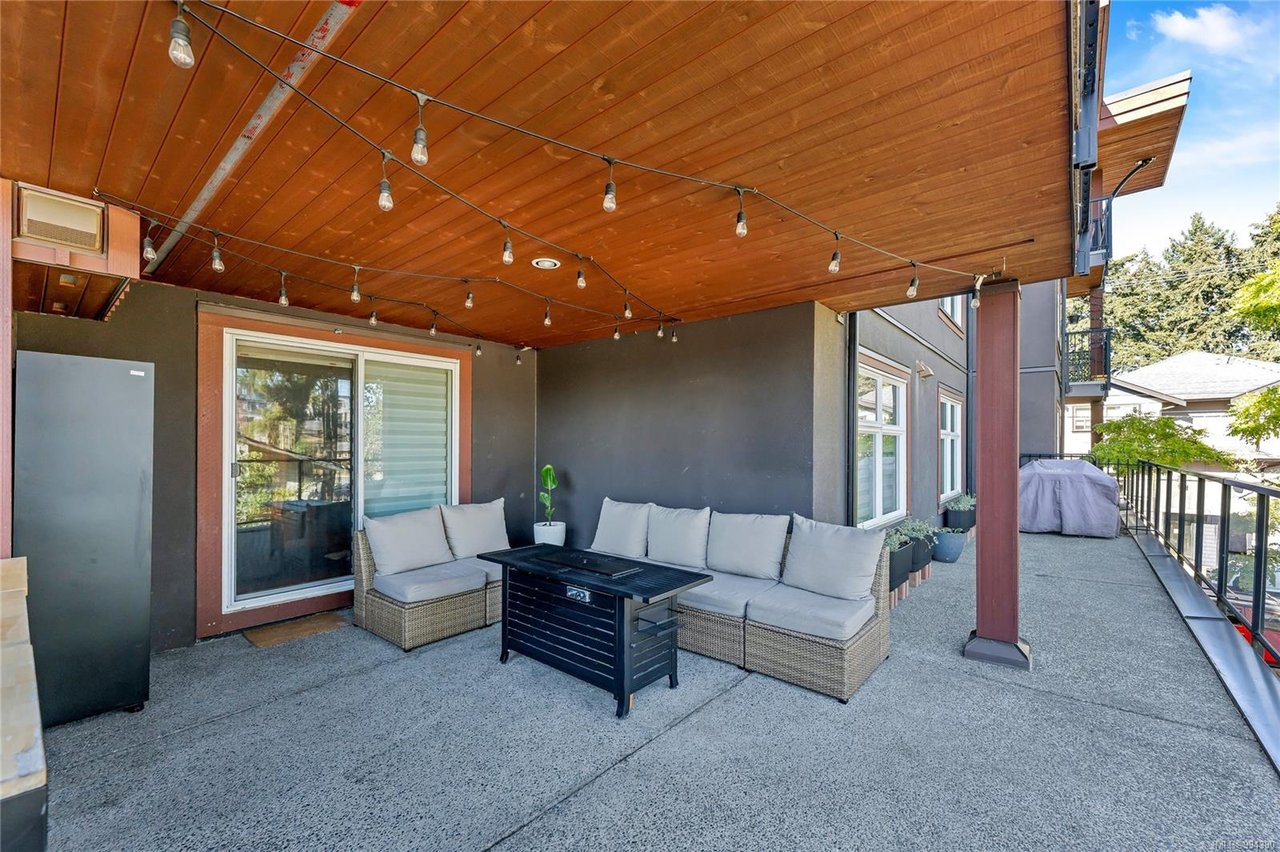 204-2717 Peatt Rd