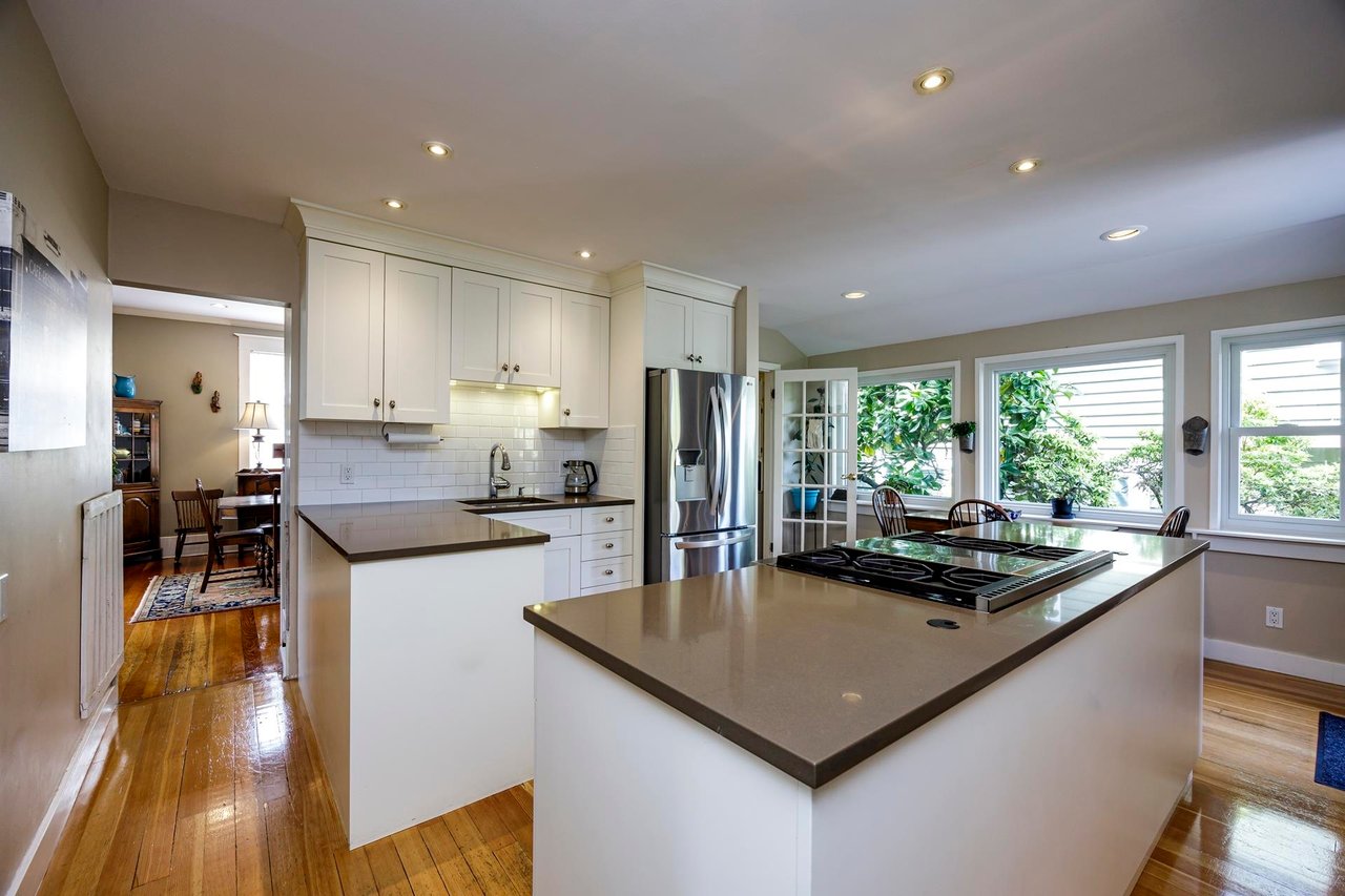 2053 St. Andrews Avenue, North Vancouver