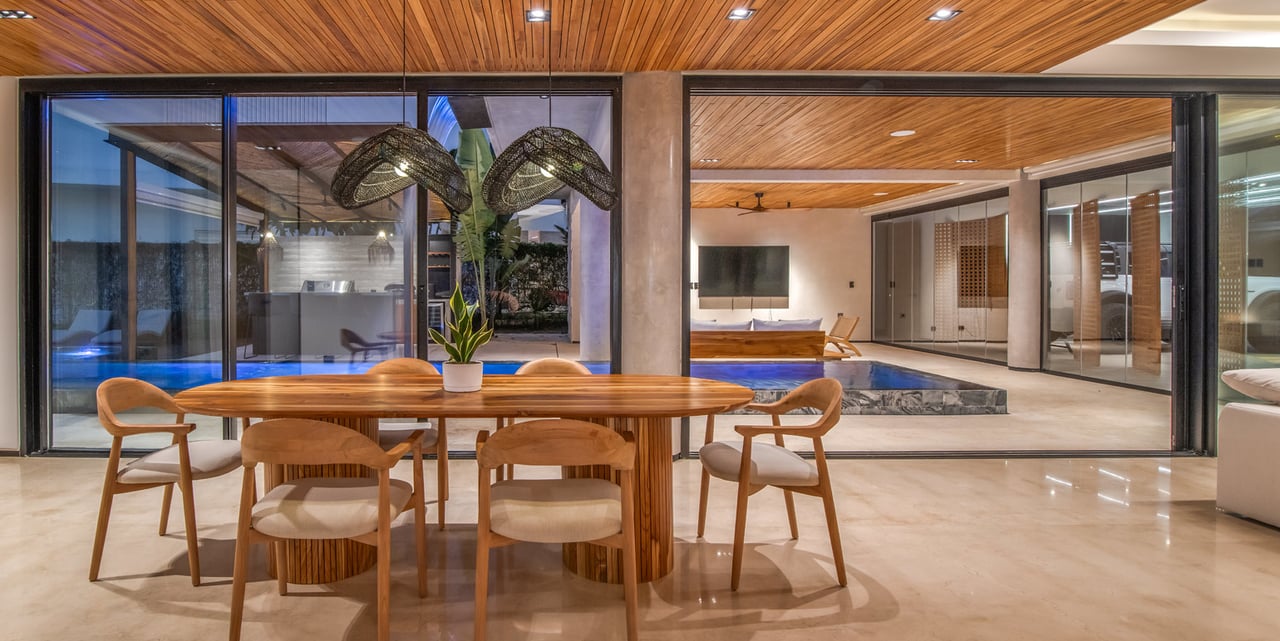 Contemporary Tropical Golf Estate, Santa Ana, San Jose