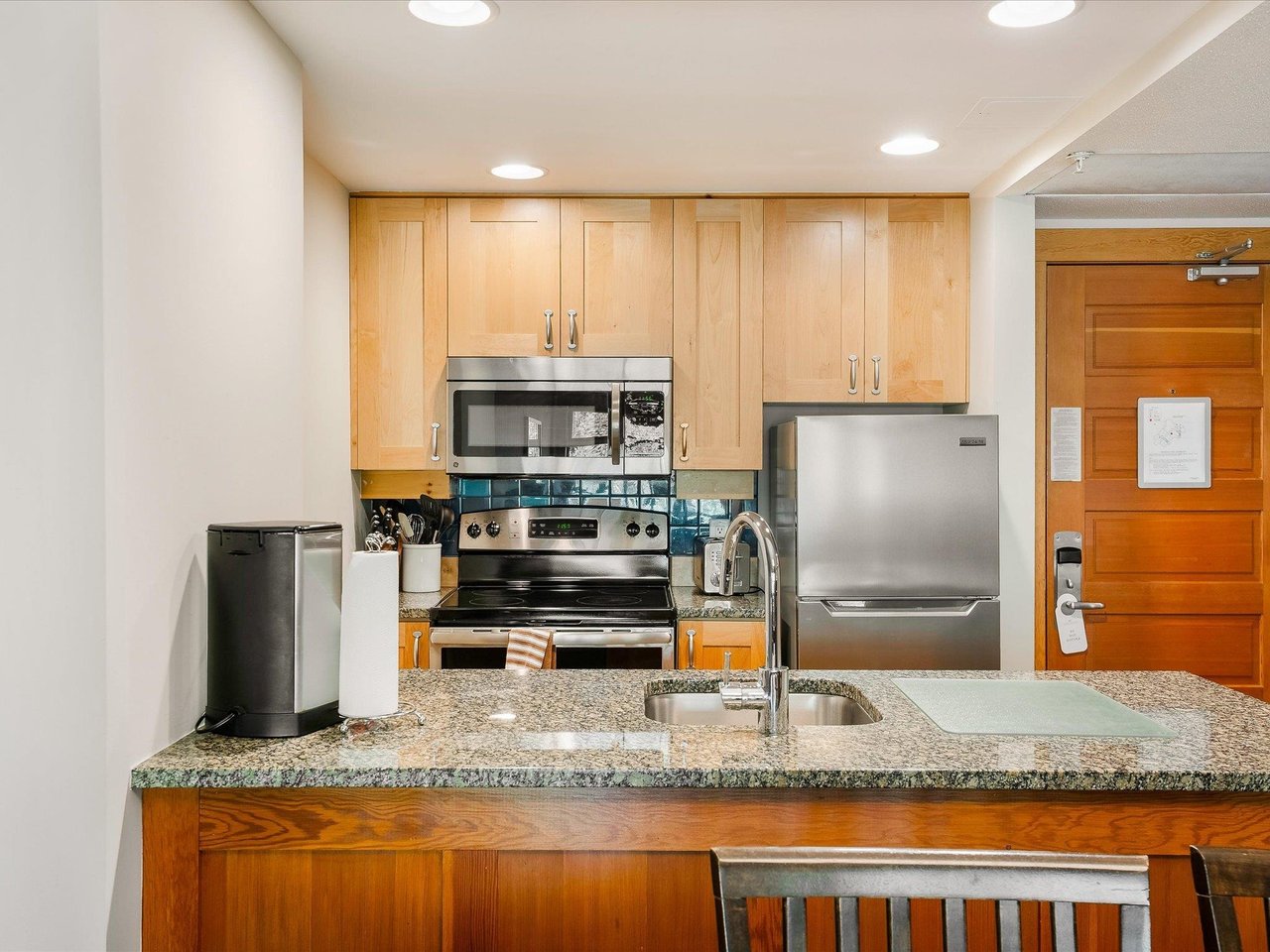 634C-2036 London Ln