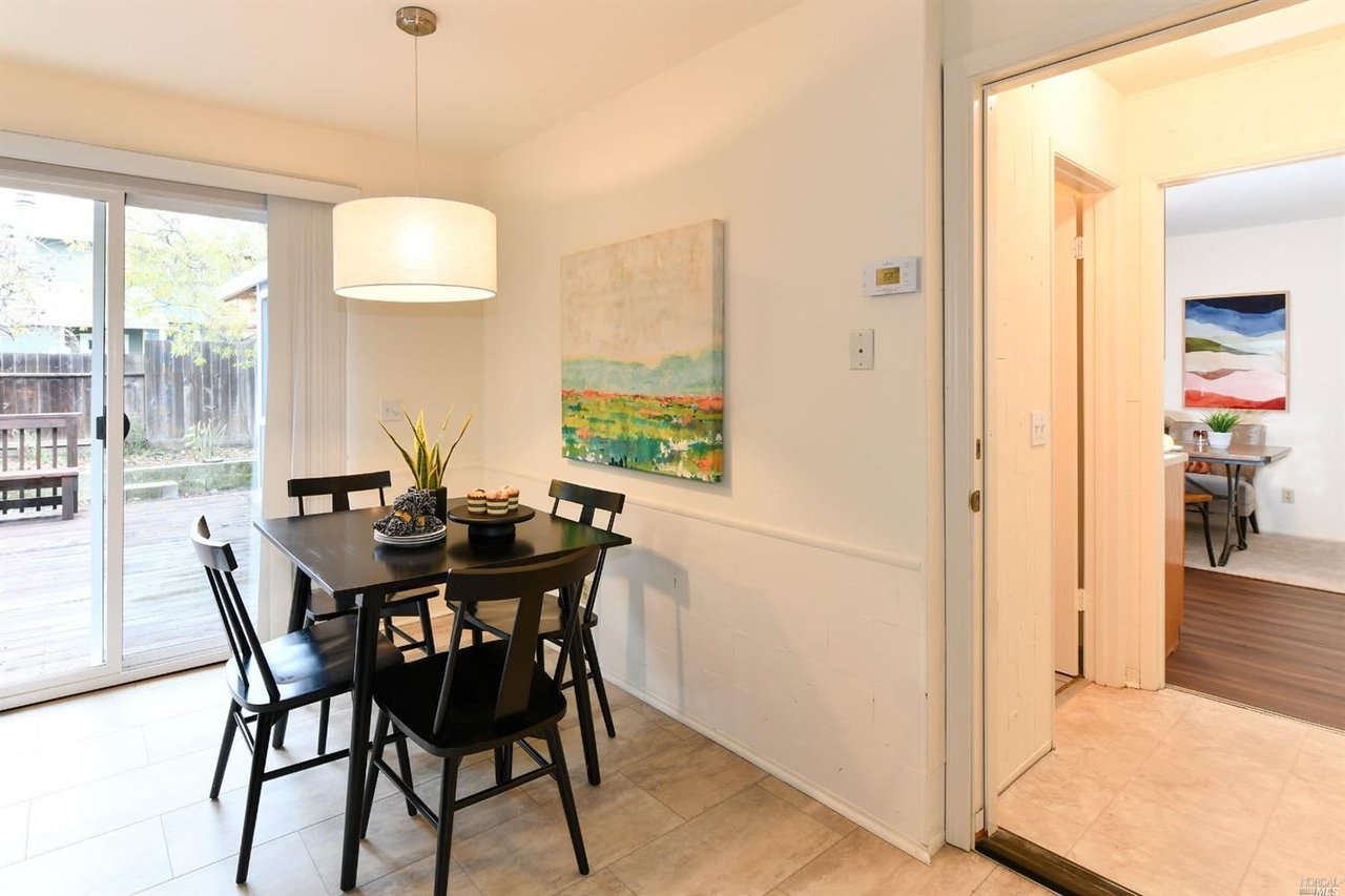 424 Simi Pl