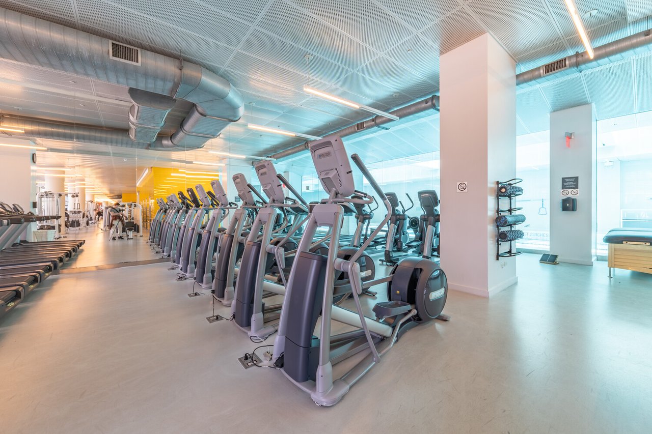 550 West 54th Street, Apt 28I