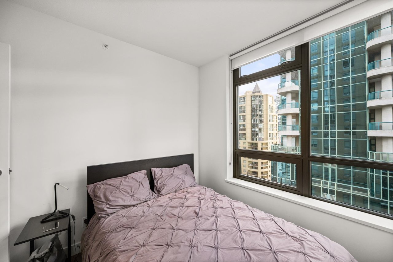 1107-1308 Hornby St