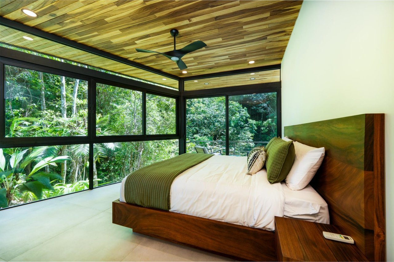 Secluded Tropical Modern Estate, Dominical, Puntarenas