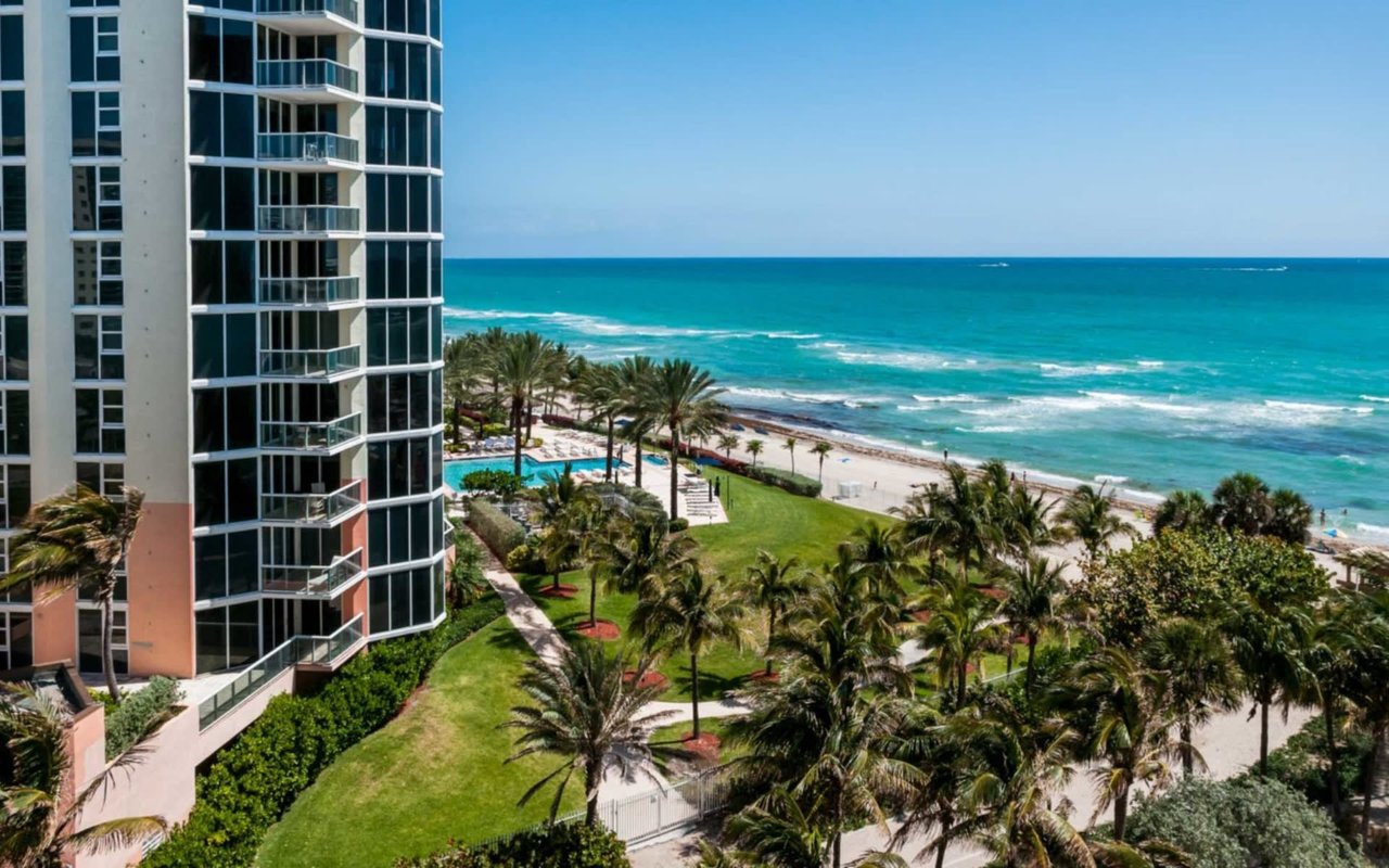 Sunny Isles