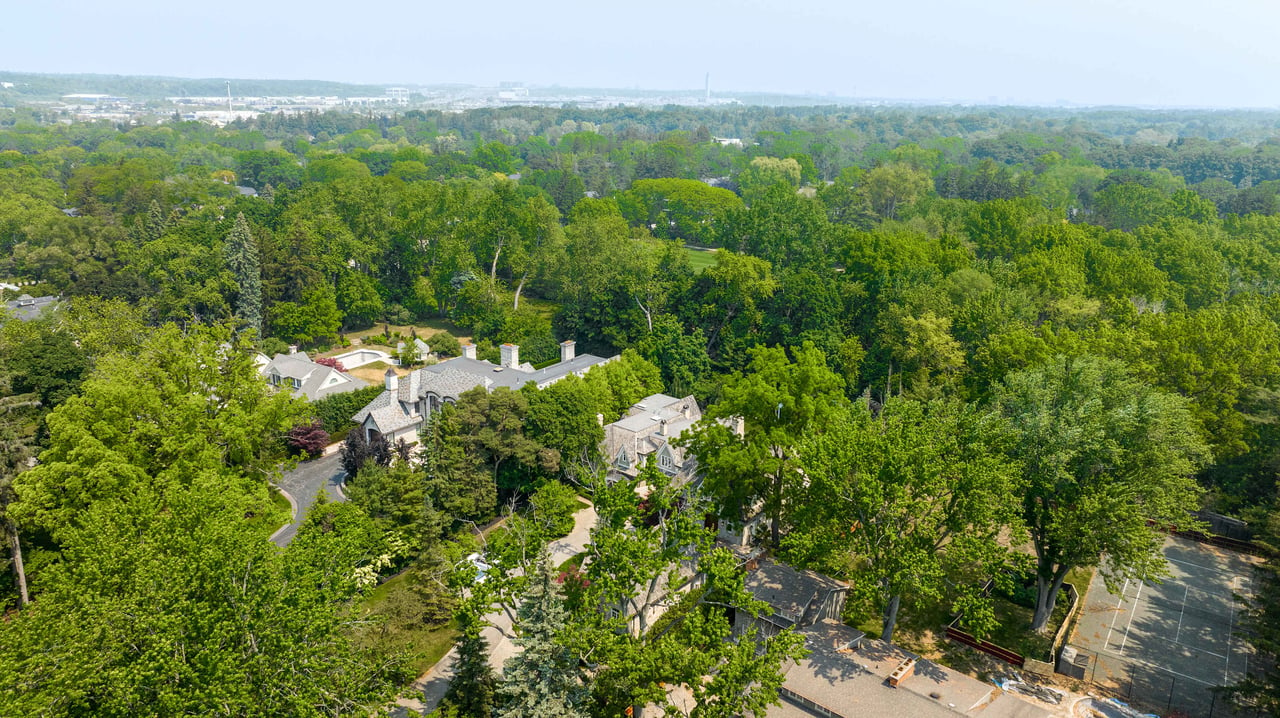 Ranch Inspired Estate in Oakville 