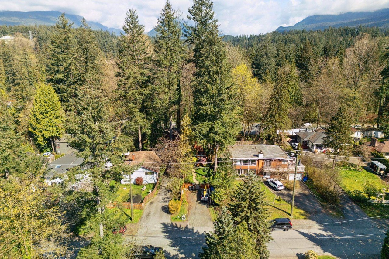 2240 Windridge Dr