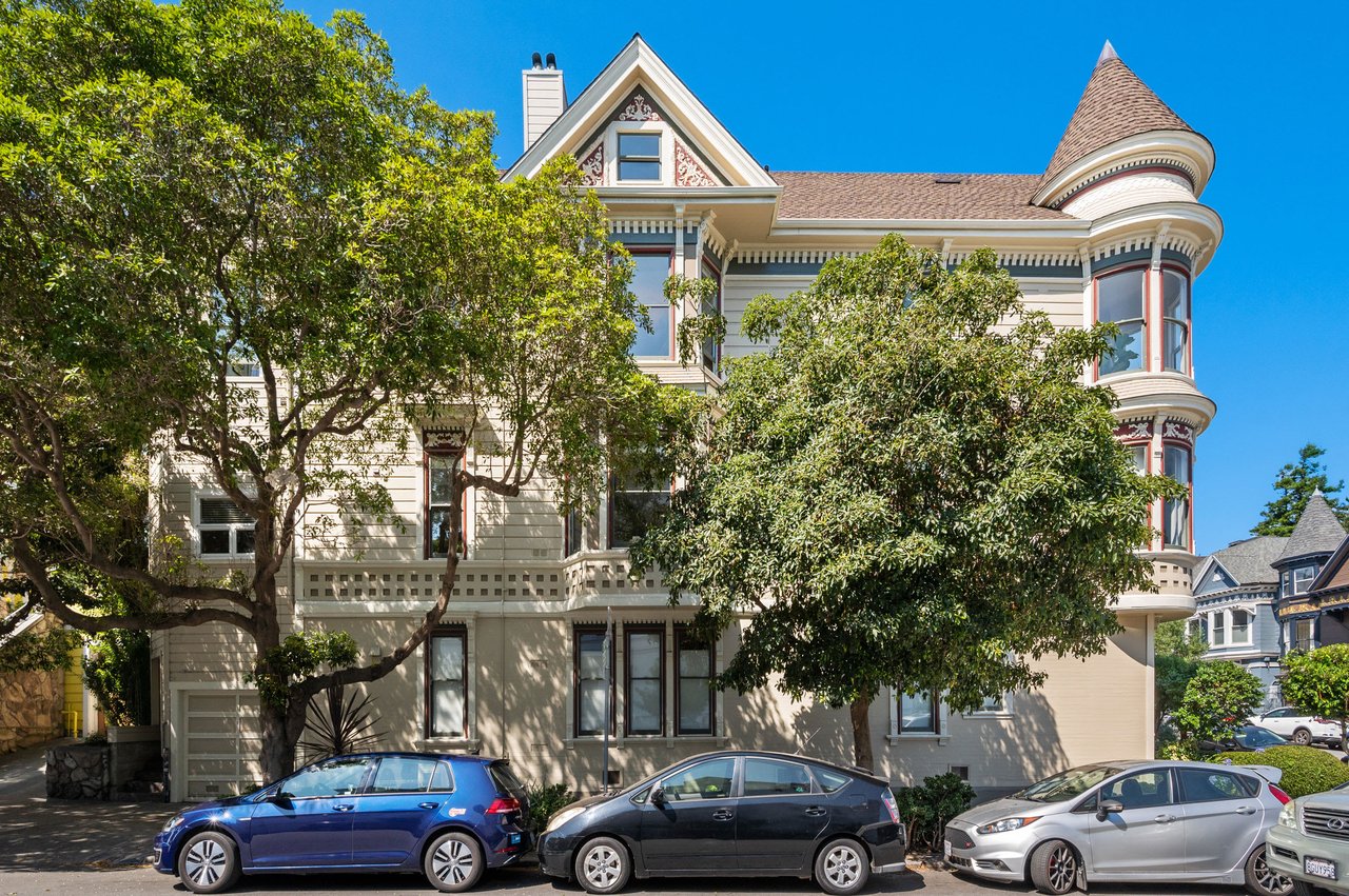605 Waller Street