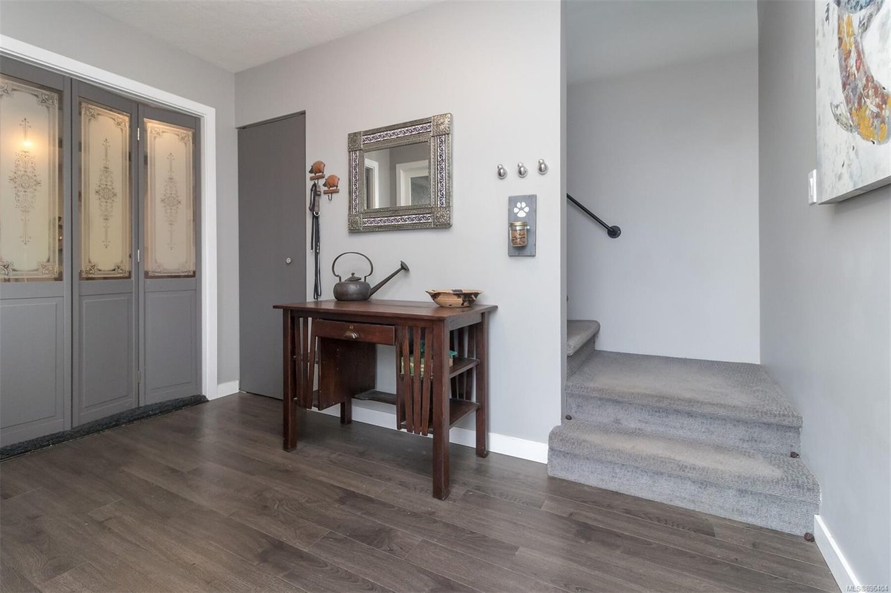 7448 East Saanich Rd, Central Saanich
