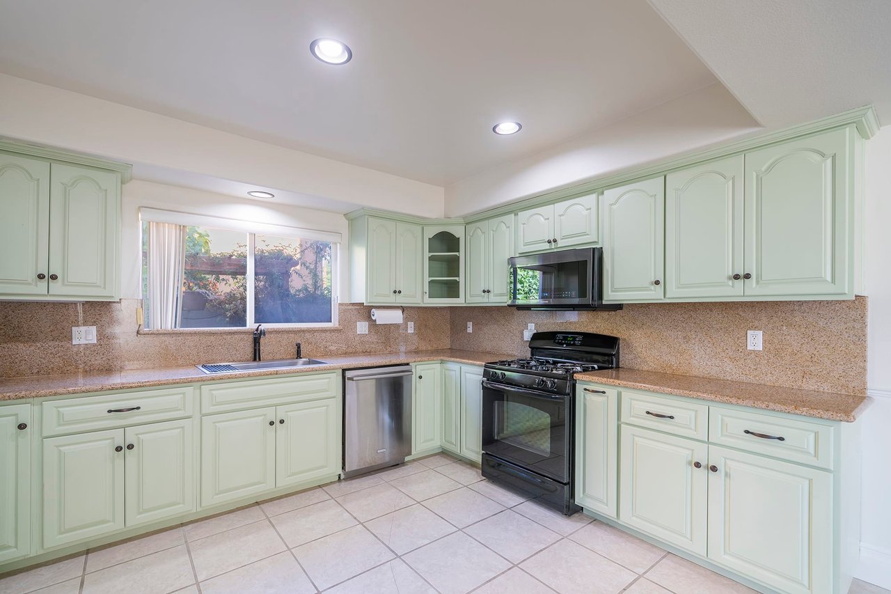 4912 West 115th Street, #A