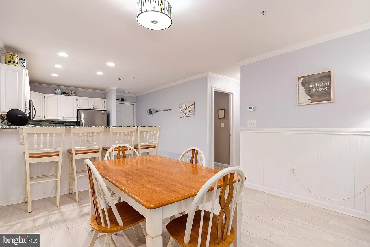 3600 Sanibel Cir #3604