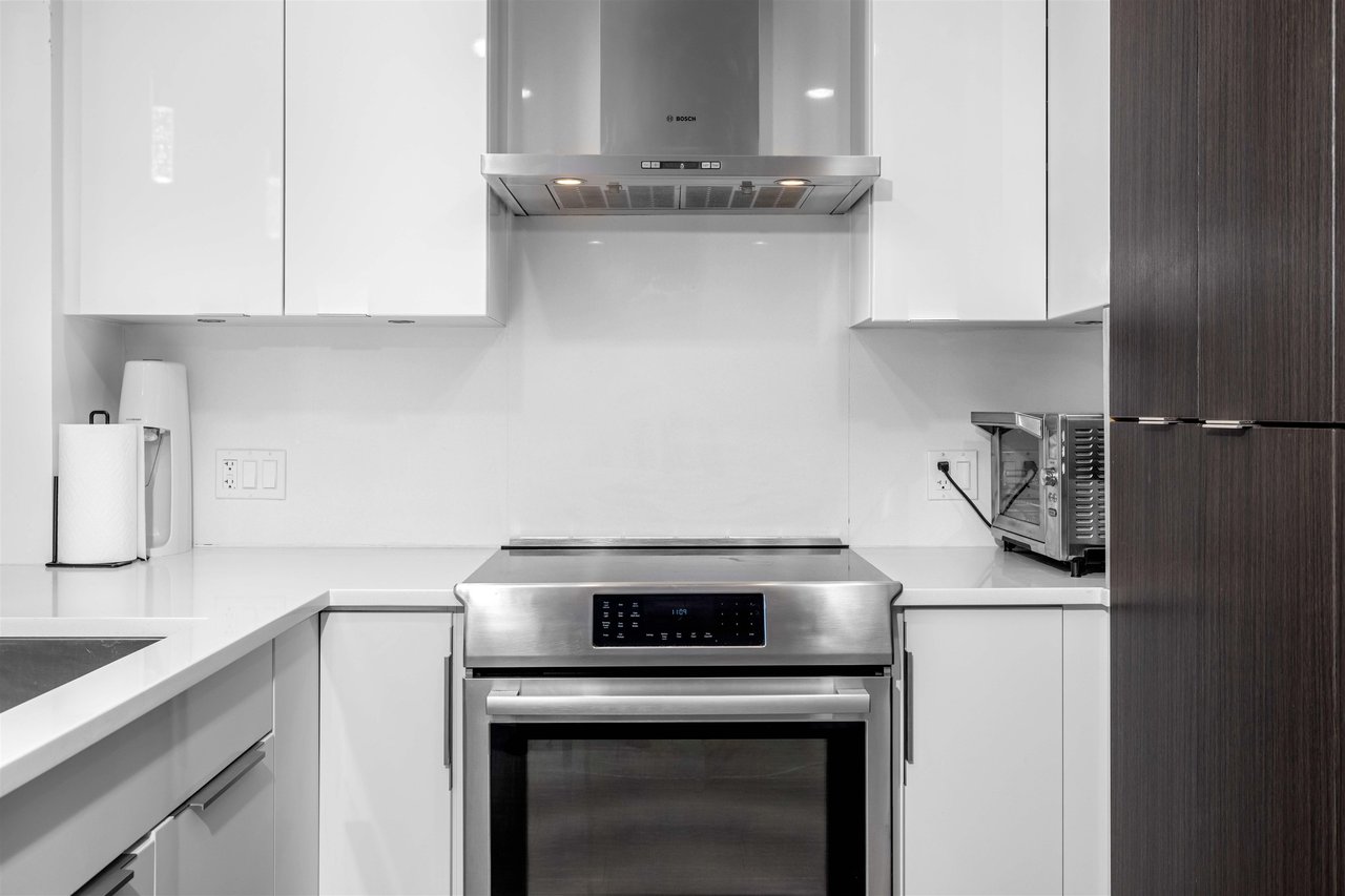 609-733 W 3rd St