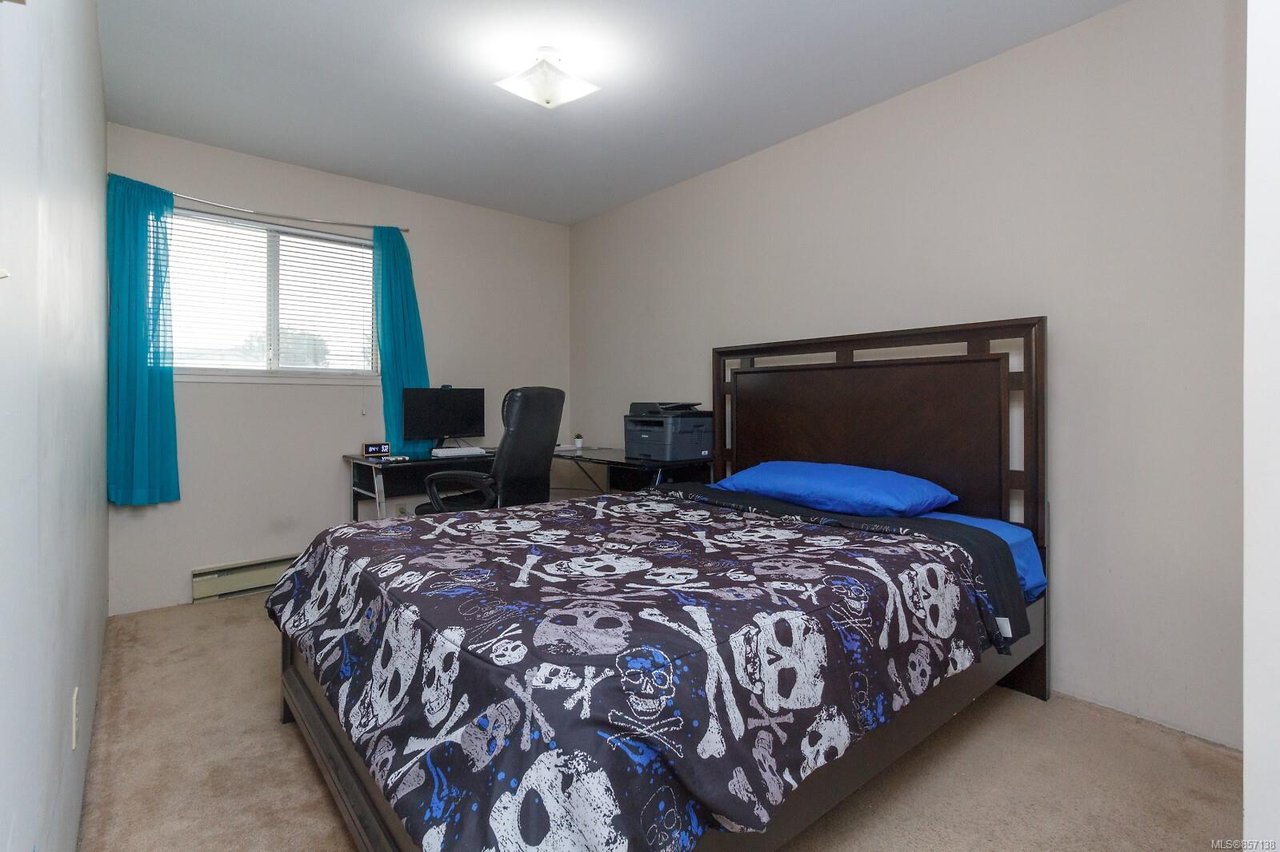 7-1550 North Dairy Rd, Saanich