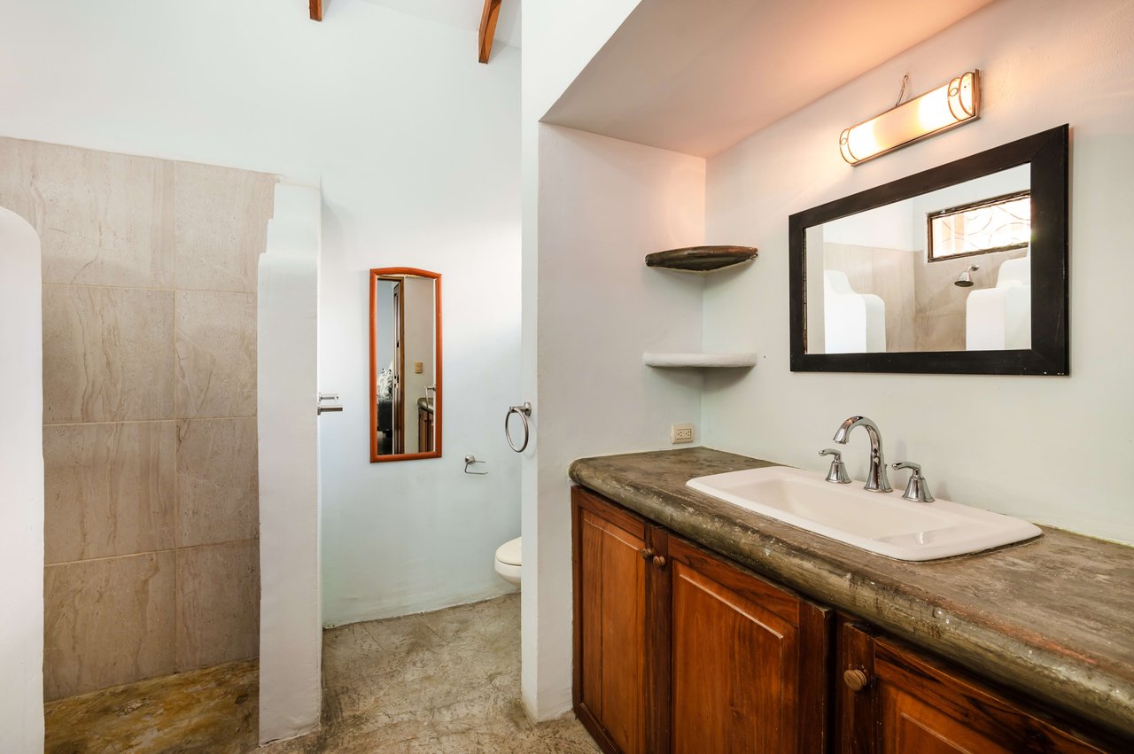 Casa Equilibrio |  Near the Coast House For Sale in Playa Potrero