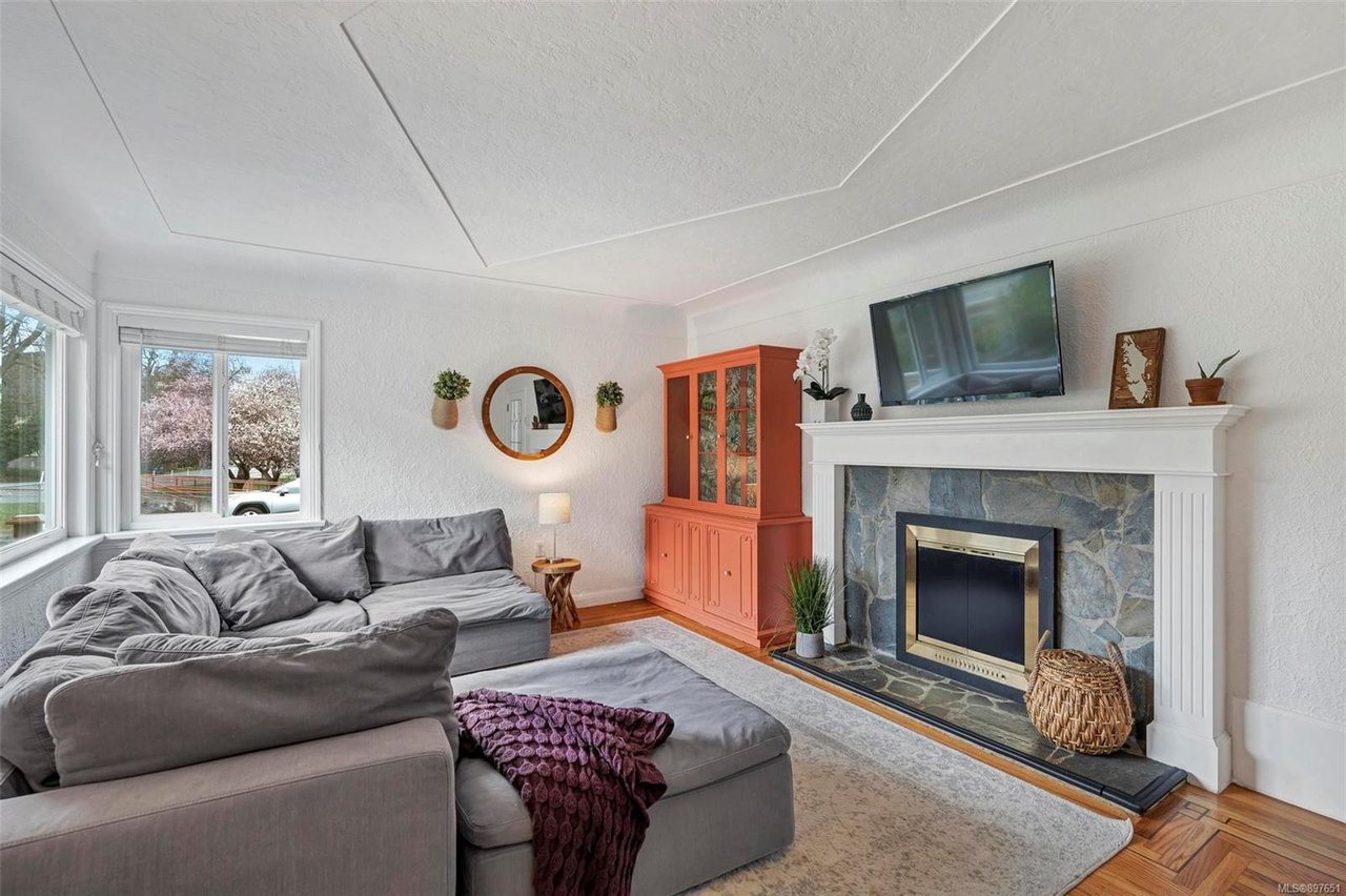 3411 Cedar Hill Rd, Saanich